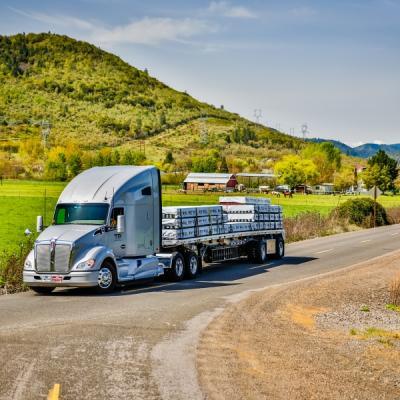 Dịch vụ vận tải nội địa